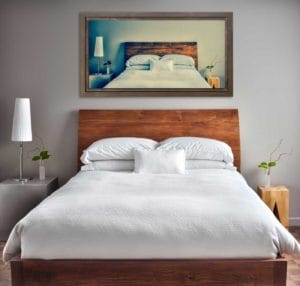 clean-and-modern-bedroom-with-fun-canvas-on-the-pwrbrrd-300x286-8810513